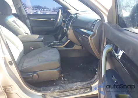 2013 Kia Sorento Lx z USA, uszkodzony, nr VIN 5XYKT3A11DG361634